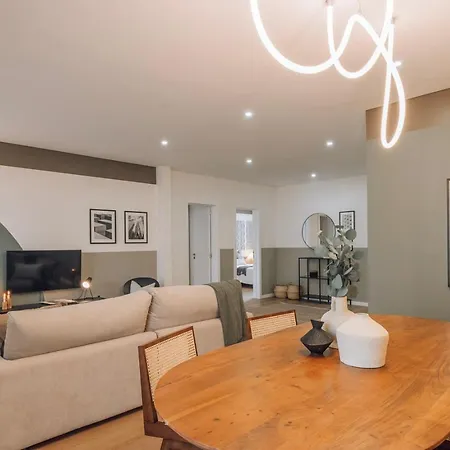 Harlem - 2 Bedrooms & Office In Alvalade Lissabon